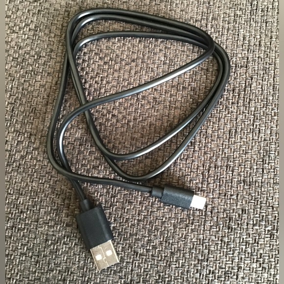 LK 4 in 1 Wireless Charging Station - Picture 6 of 8